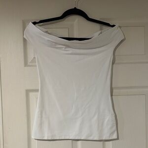 NWT Aritzia White Off-Shoulder Bardot Top in Size M